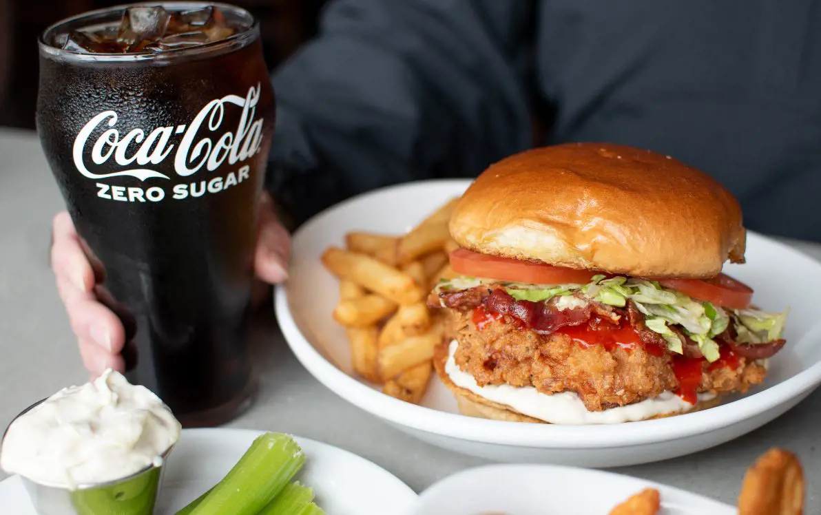 Lunch for the Whole Office: Easy Group Orders for the Holiday Season